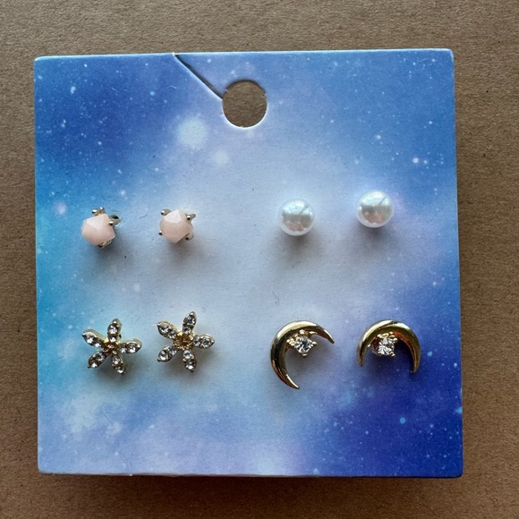 Francesca's Collections Gold and Pearl Earring Set - Picture 1 of 4